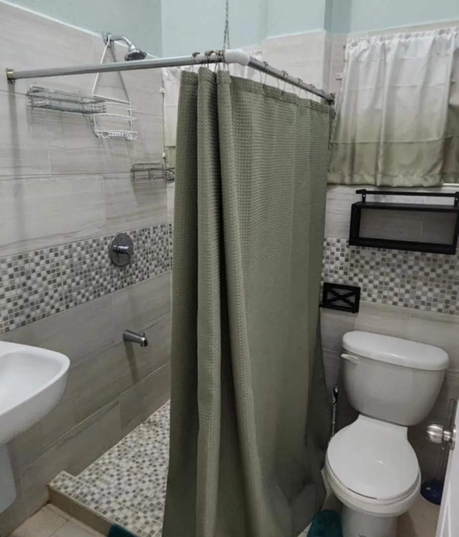 Apartment R42 St. George's
